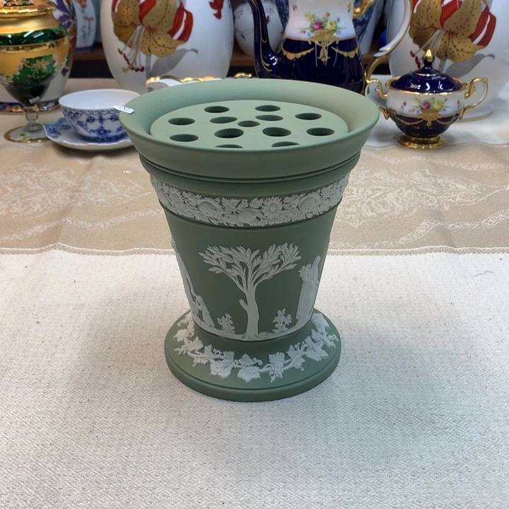 紫砂金瓷阁精品瓷器店