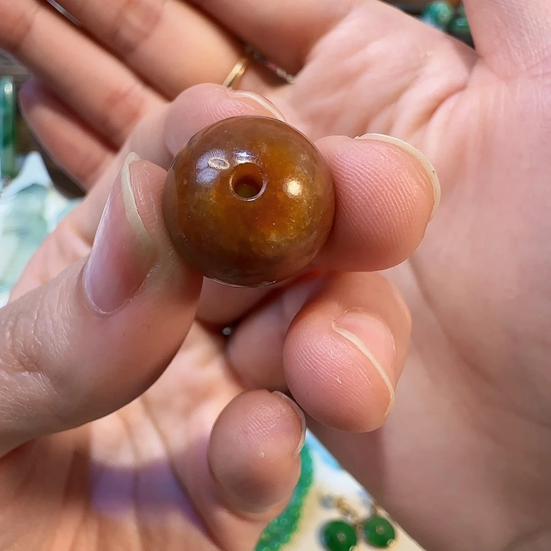 颈饰未镶嵌翡翠翡翠红翡珠子