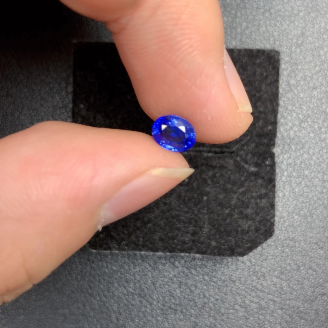裸石蓝宝石浓郁矢车菊1.1ct