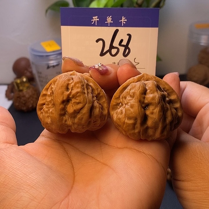 吊坠桃核蛤蟆头42有修s