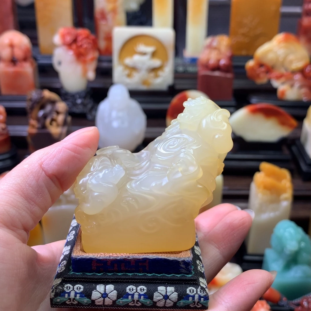 带***期寿山石印石寿山石坑头晶