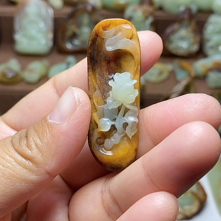 岫岩河磨玉（透闪石质玉）未镶嵌颈饰