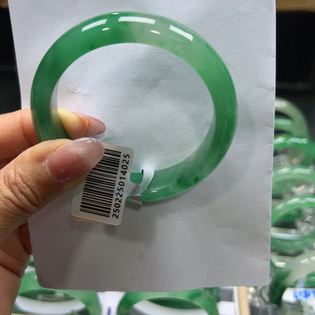 石英质玉手镯未镶嵌诚*