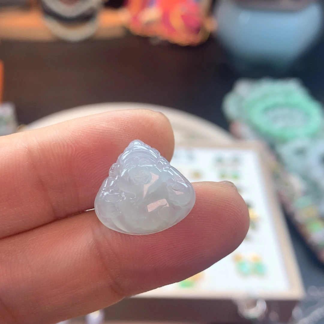 颈饰银S925镶嵌翡翠爱****起