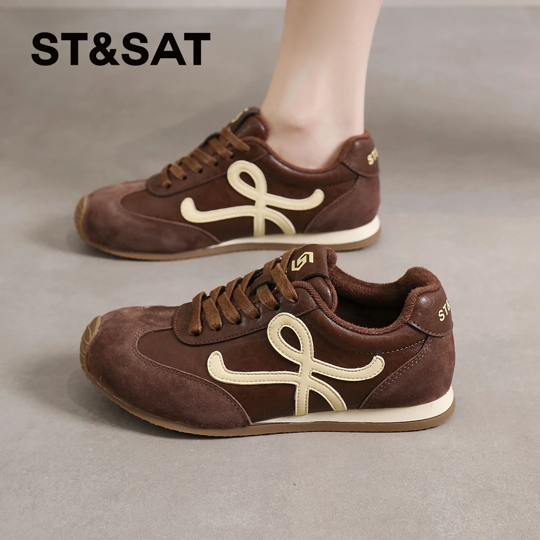 星期六显脚小阿甘鞋女士2025新款秋冬季加绒运动鞋休闲时尚德训鞋