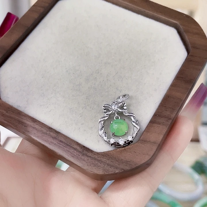 翡翠未镶嵌颈饰天然翡翠Ａ货