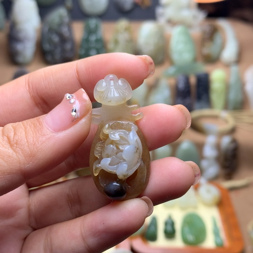 和田玉挂件未镶嵌