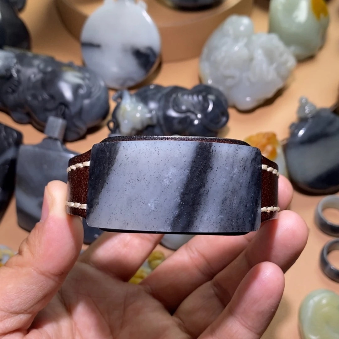 未镶嵌和田玉把件