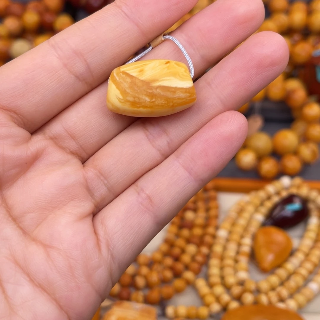 蜜蜡未镶嵌裸石蜜蜡X