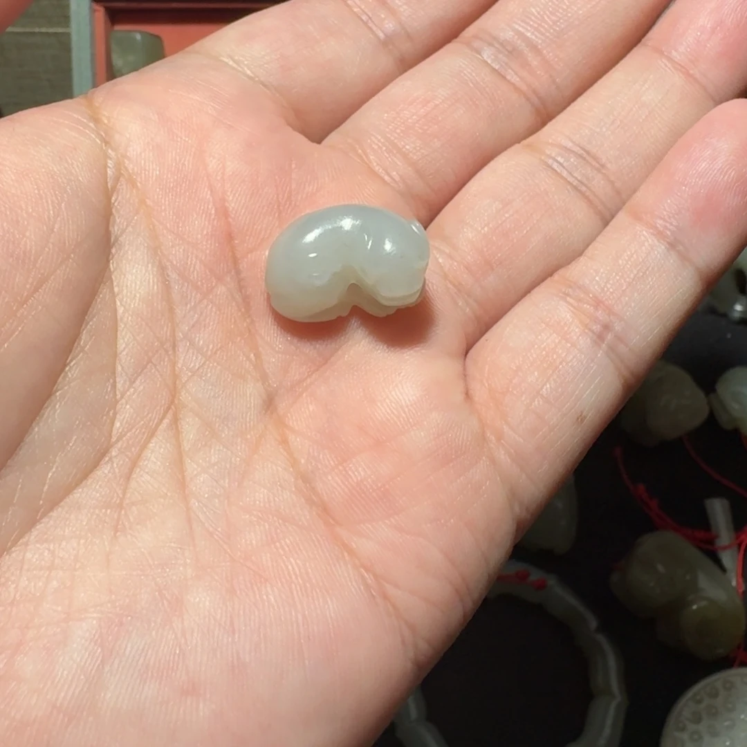 和田玉未镶嵌颈饰三*堂