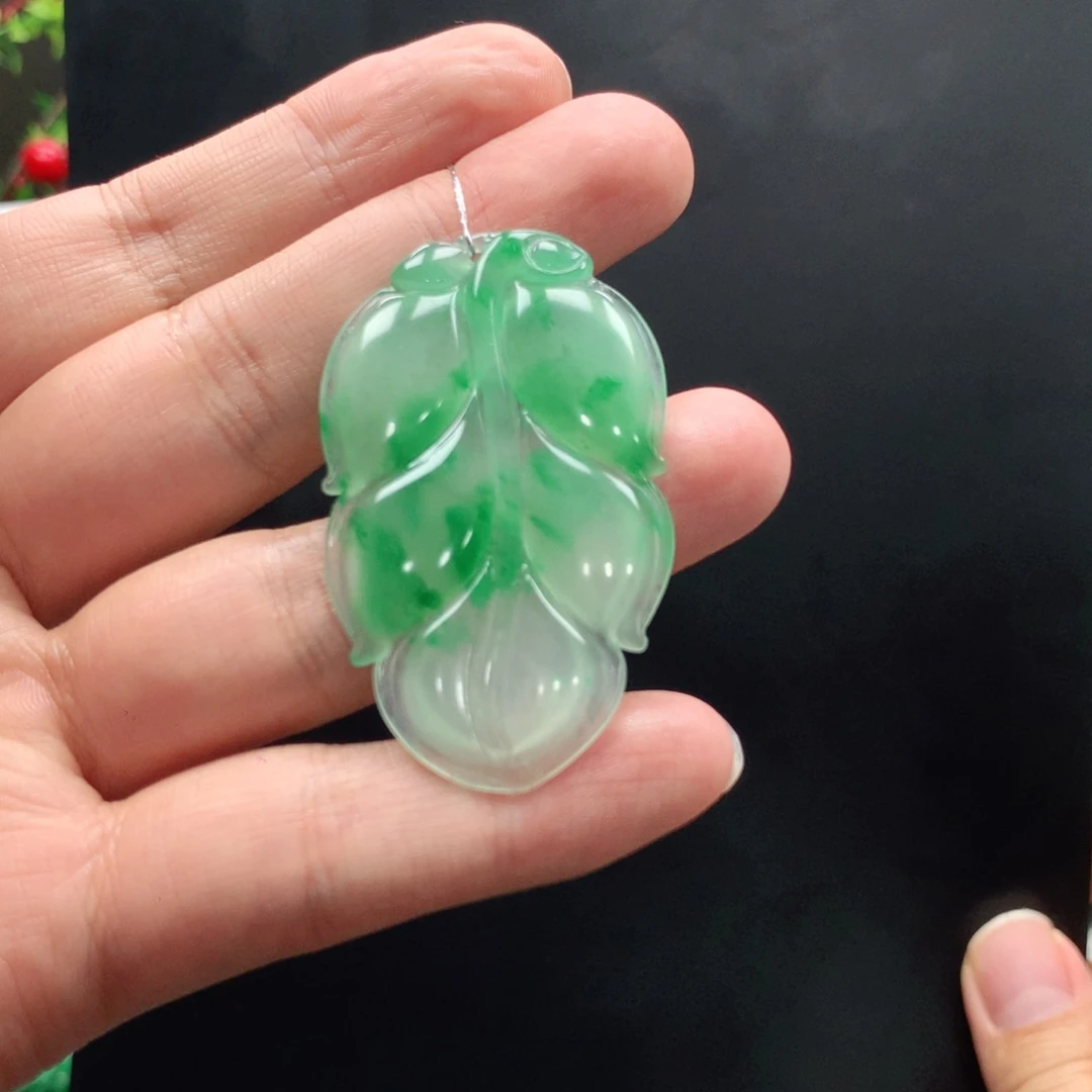 石英质玉未镶嵌吊坠青青-吊坠-多人