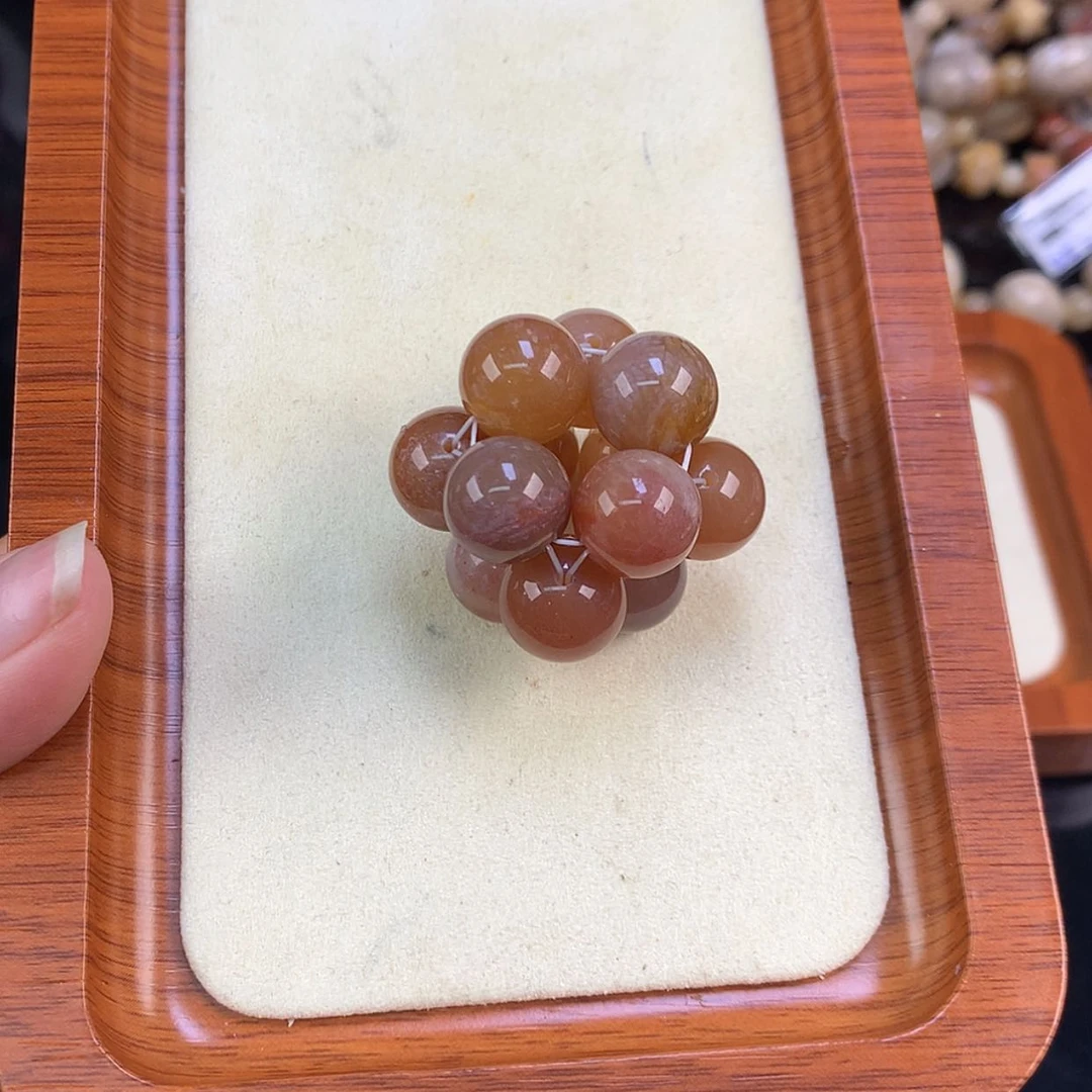 【闪购商品】颈饰未镶嵌硅化珊瑚（珊瑚玉）38号捏捏猪