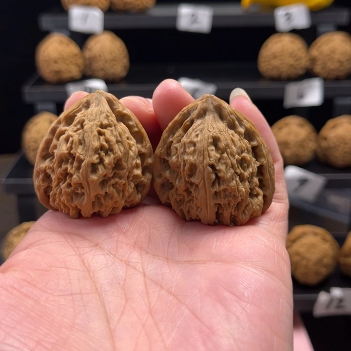 谁***吊坠文玩核桃核桃