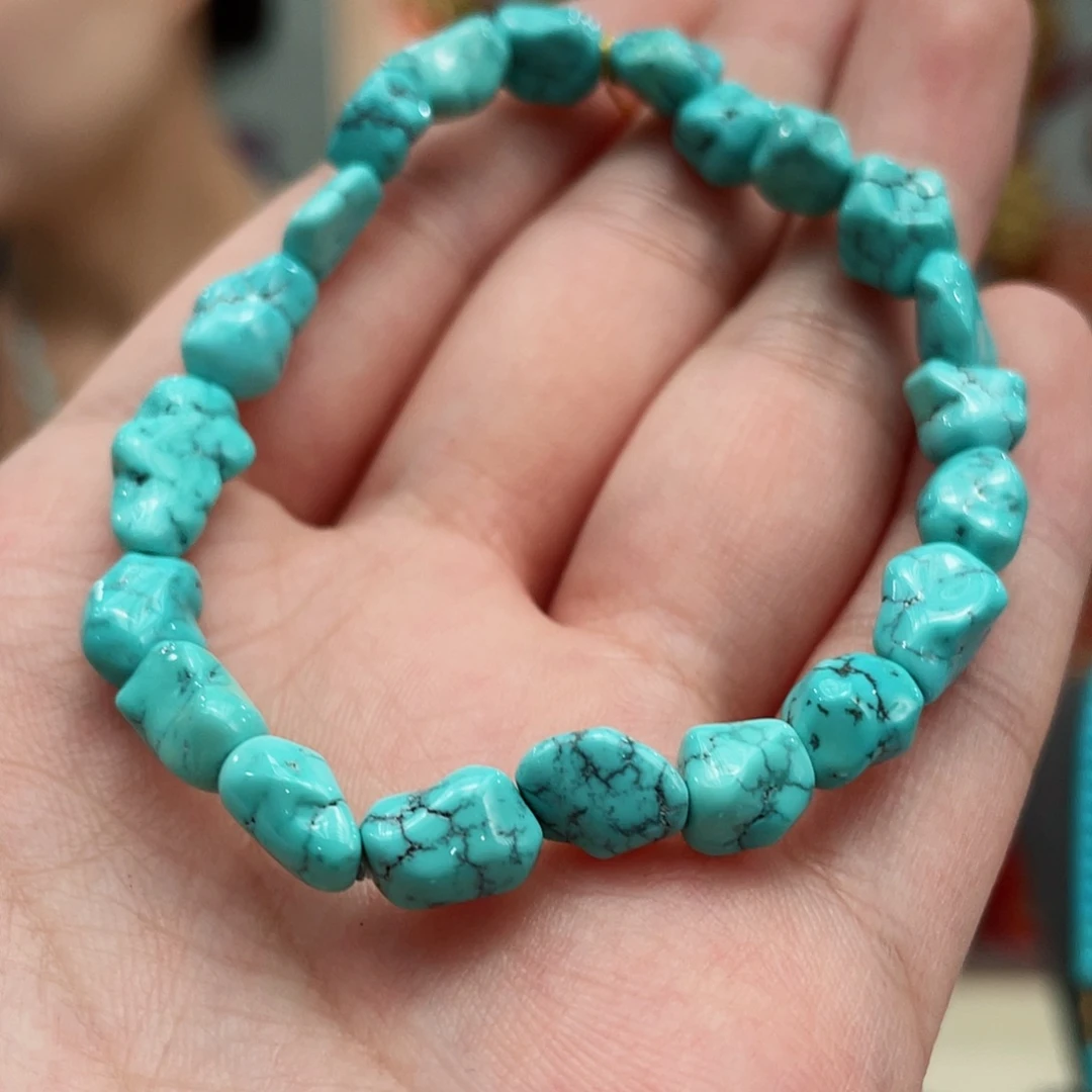 绿松石颈饰未镶嵌