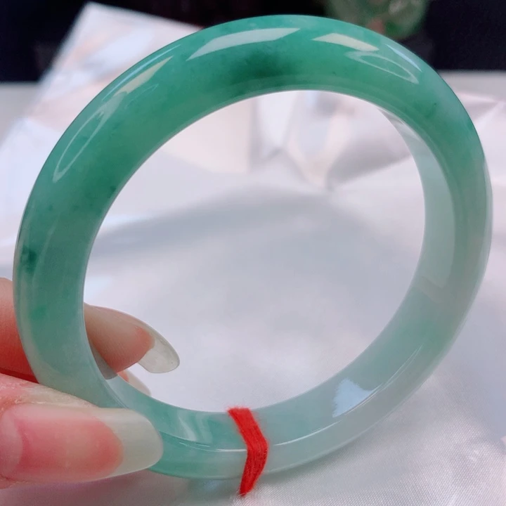 翡翠未镶嵌手镯55圈