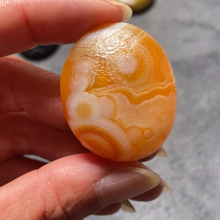 玛瑙/玉髓未镶嵌珠宝奇石