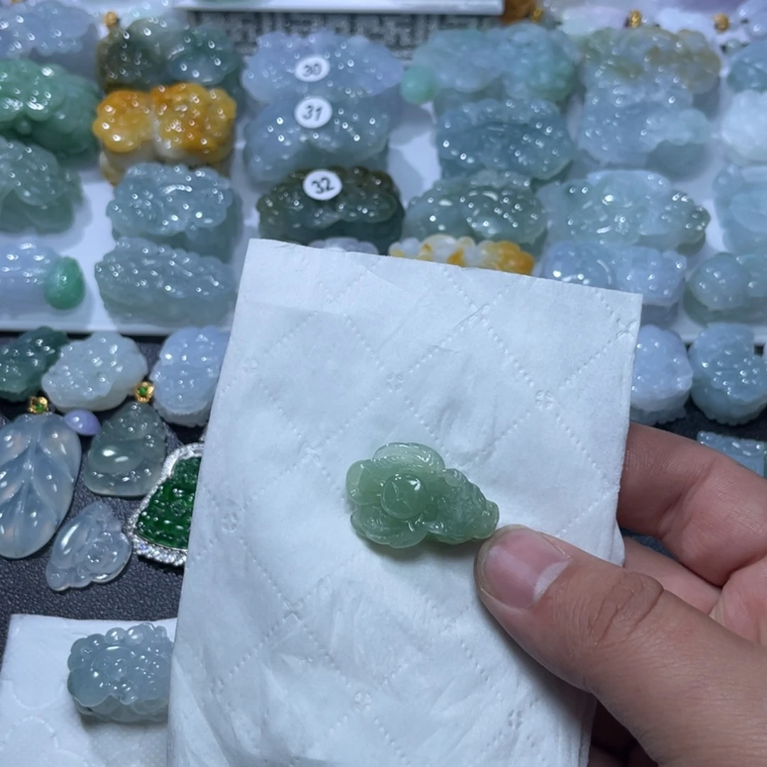 定制翡翠未镶嵌天然