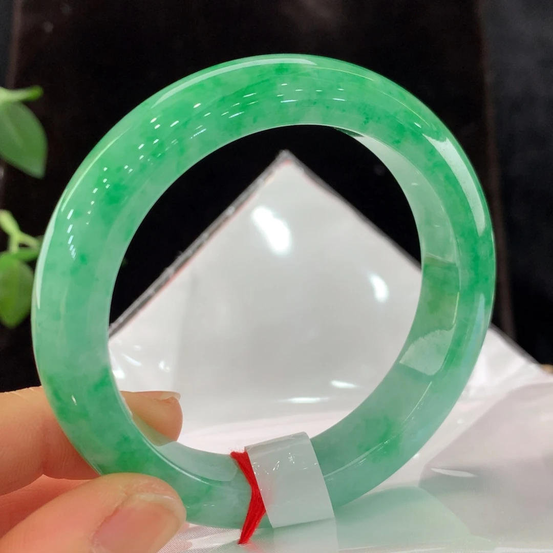 翡翠手镯未镶嵌111-0148