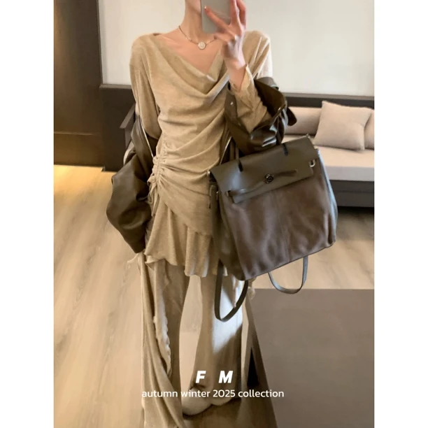 【赵小小&瘦瘦纸片人】7052 韩版显瘦褶皱收腰针织衫女荡领长袖上衣