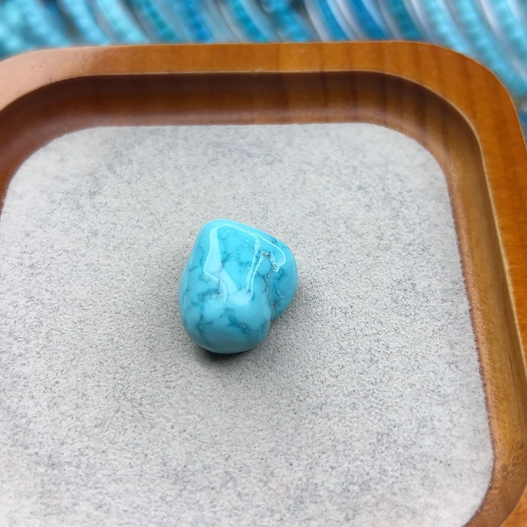 愛***葉绿松石未镶嵌珠宝半成品