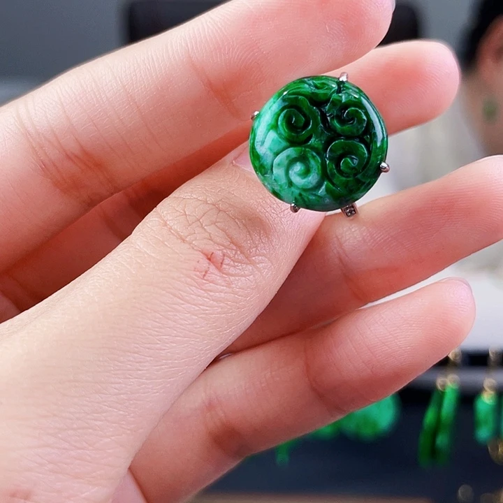 翡翠戒指银S925镶嵌饰品