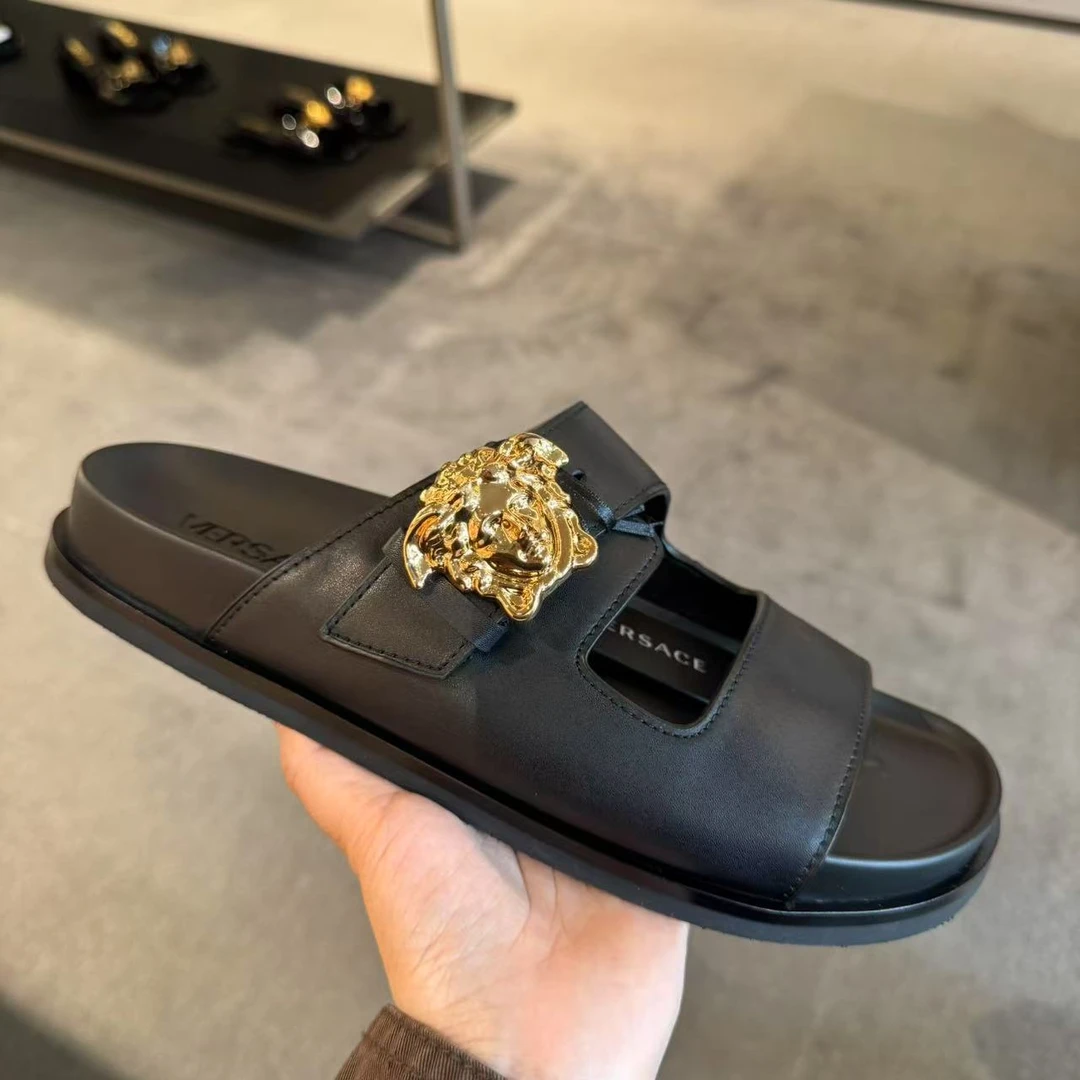 未使用 VERSACE/范思哲 范思哲男夏季时尚美杜莎头像拖鞋