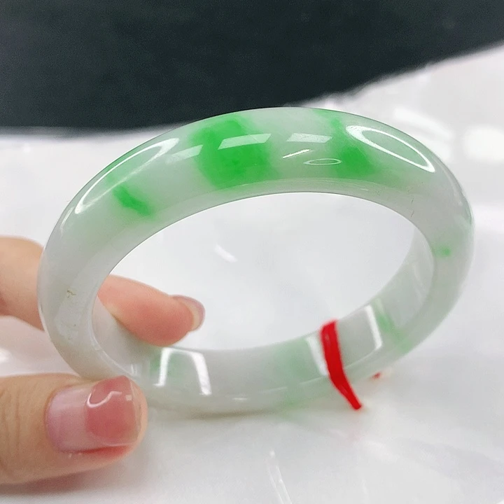 翡翠未镶嵌手镯圈55，58031