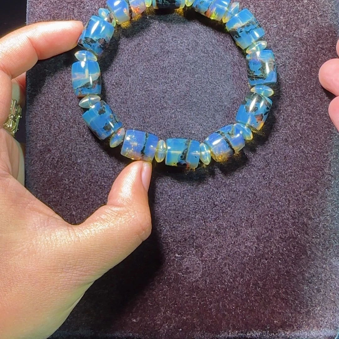 琥珀未镶嵌裸石琥珀了