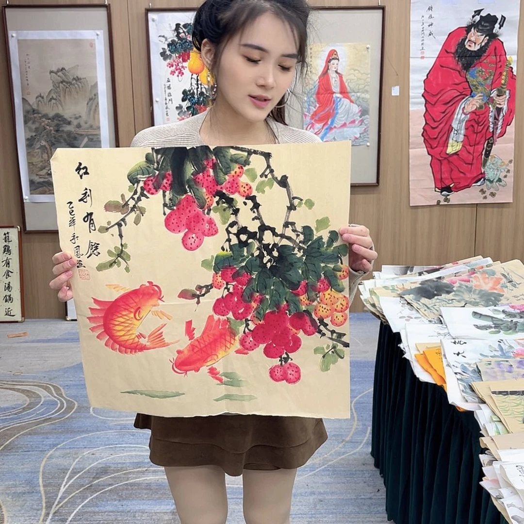 国画00后美女卖字画