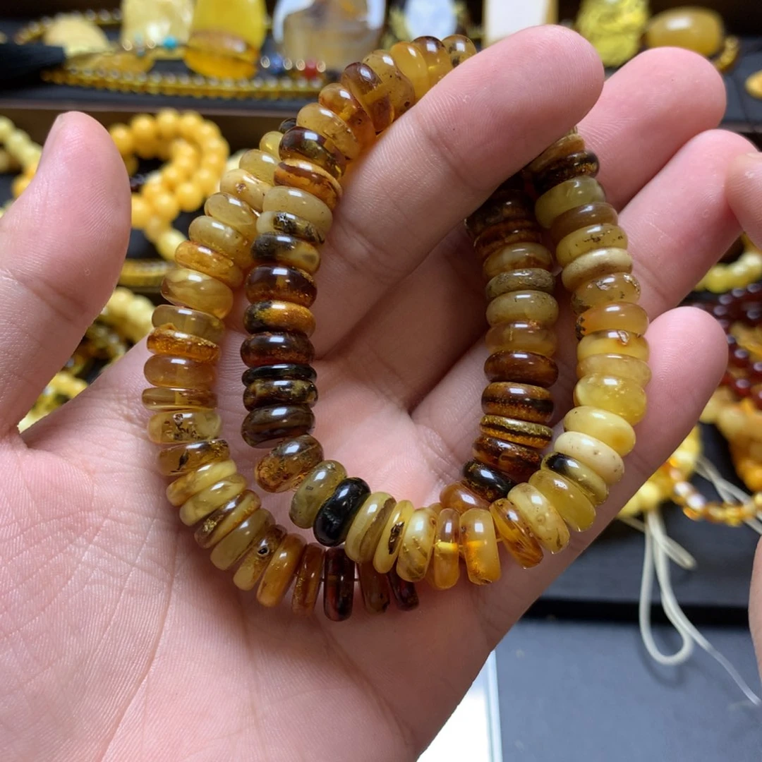 未镶嵌琥珀珠宝奇石多样性发其一