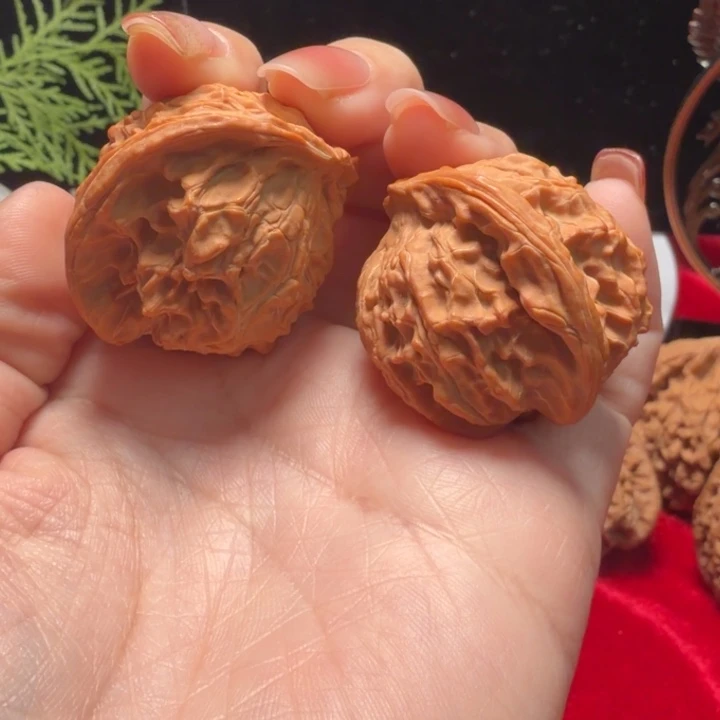 呆***默核桃盘山天然蛇头