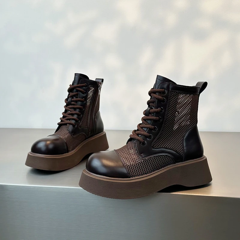 棕色马丁靴女款2025新款美拉德网纱透气女靴短靴夏季薄款镂空靴子