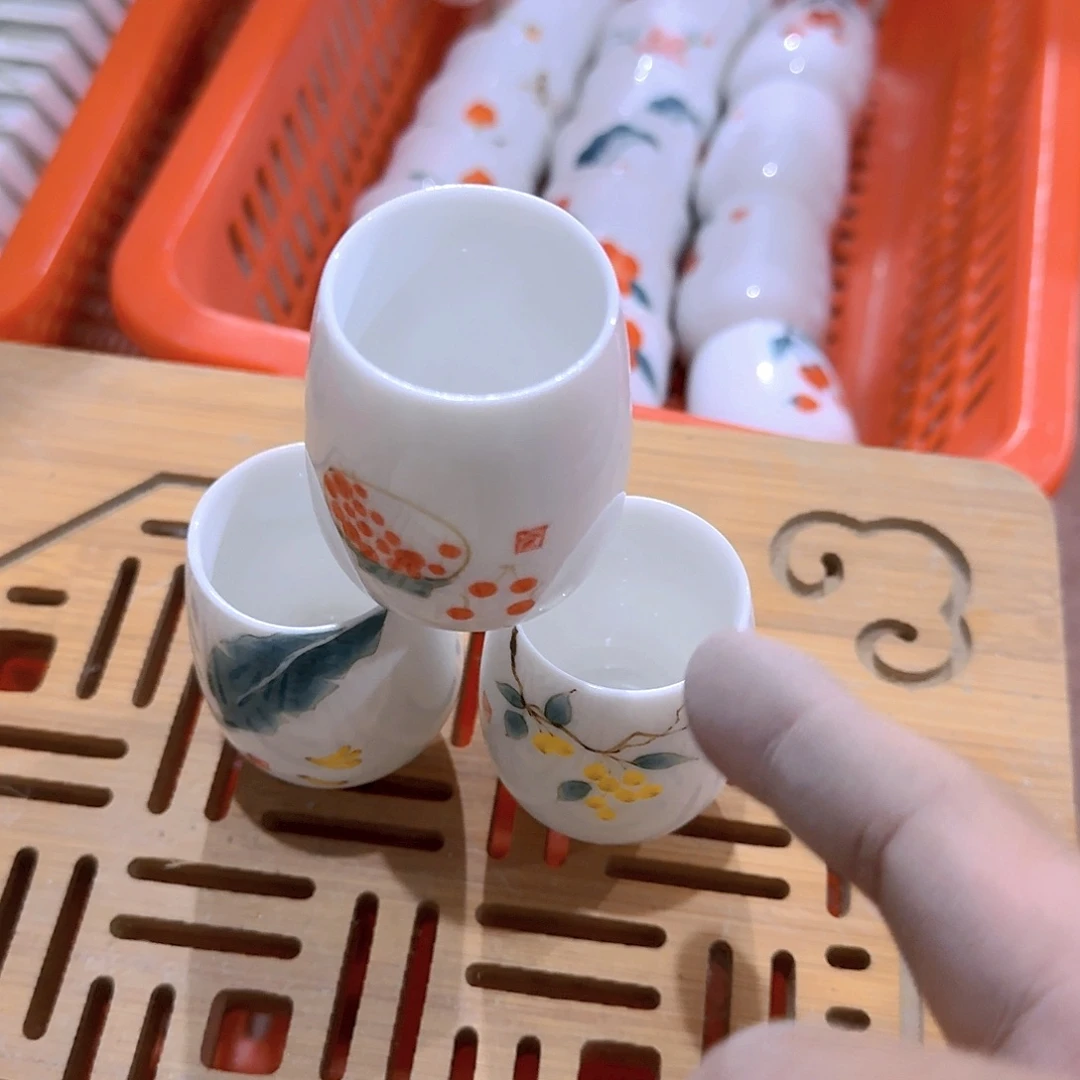 瑕疵茶具。介意勿拍