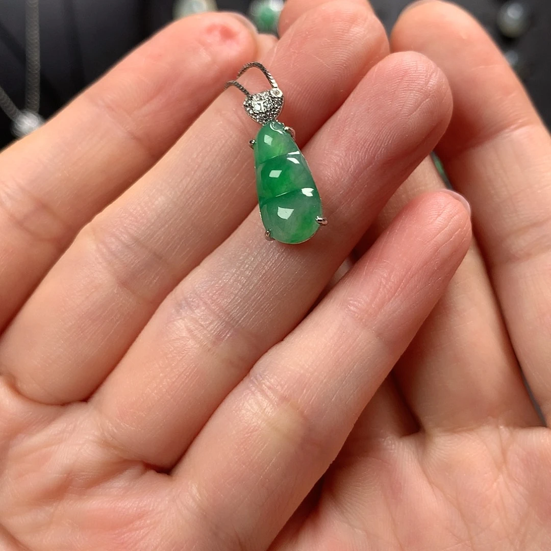 翡翠银S925镶嵌颈饰111111