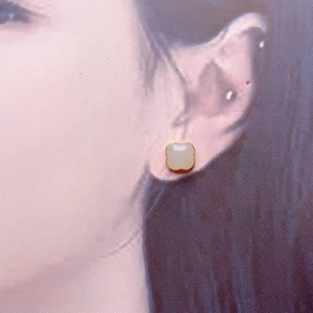 和田玉银S925镶嵌耳饰