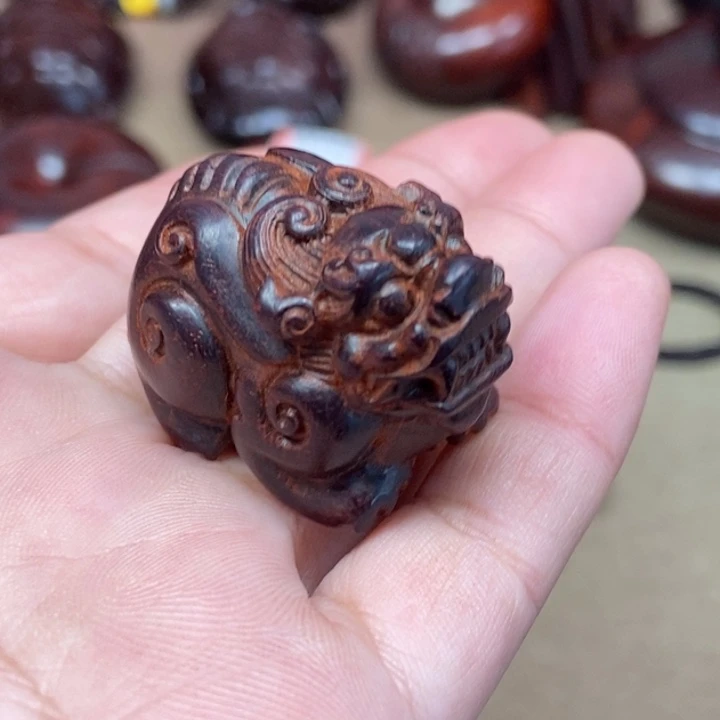 檀香紫檀（小叶紫檀）印度小叶紫檀（貔貅吊坠）