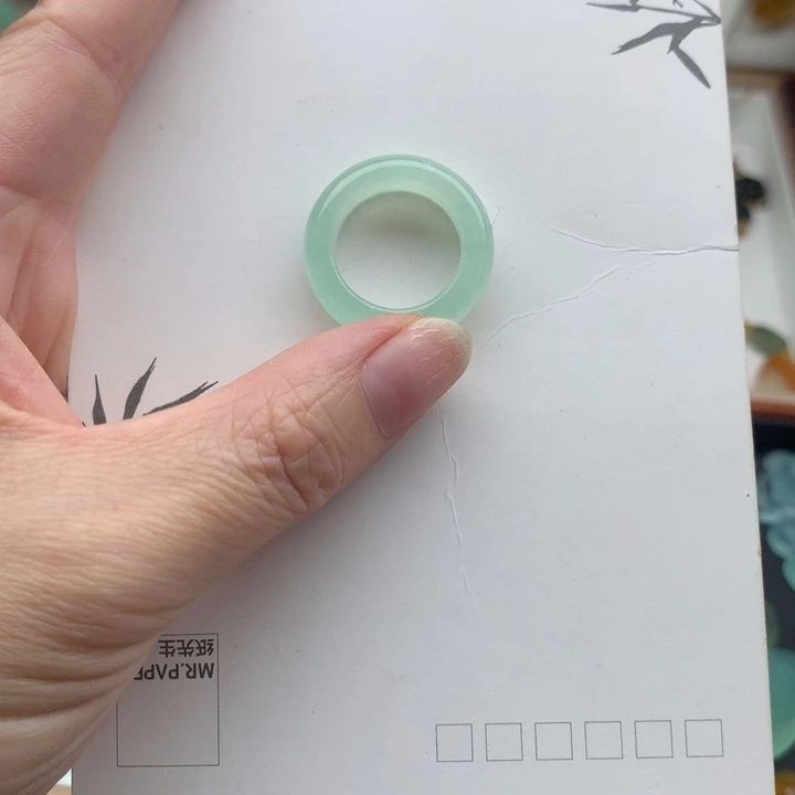 岫玉未镶嵌颈饰戒指圈