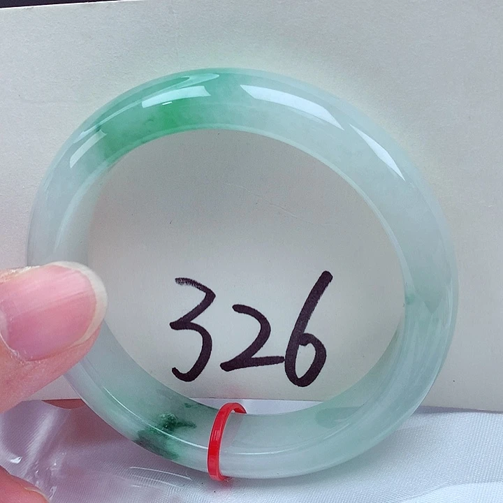 翡翠未镶嵌手镯翡翠