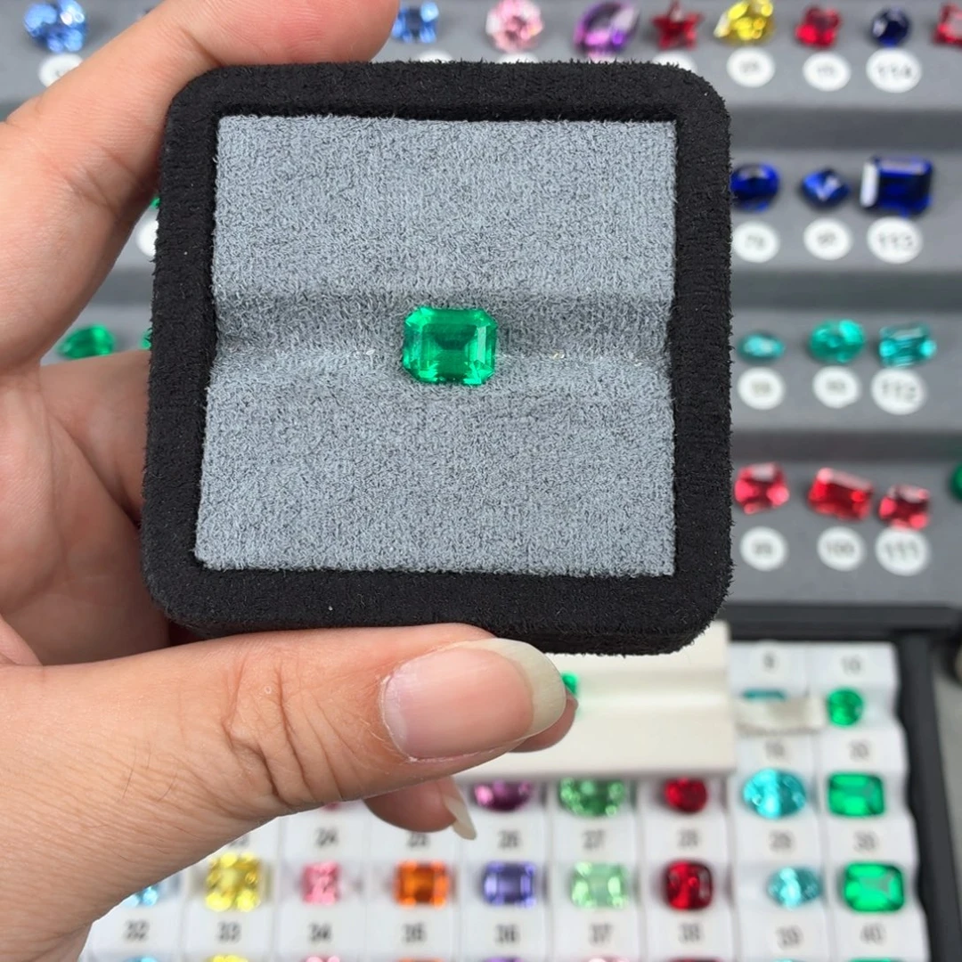 卡***炸合成（培育）祖母绿裸石3.23