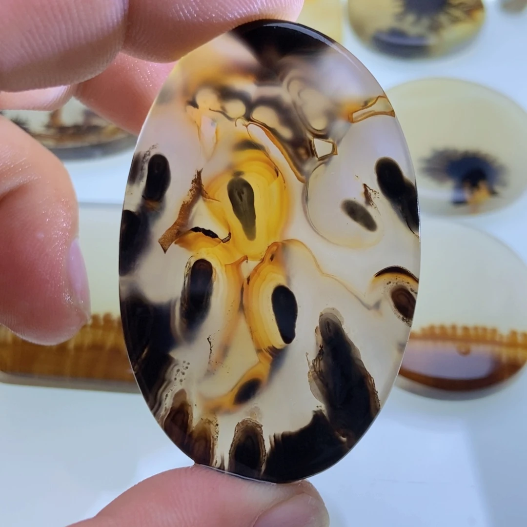 【闪购商品】合金颈饰玛瑙/玉髓