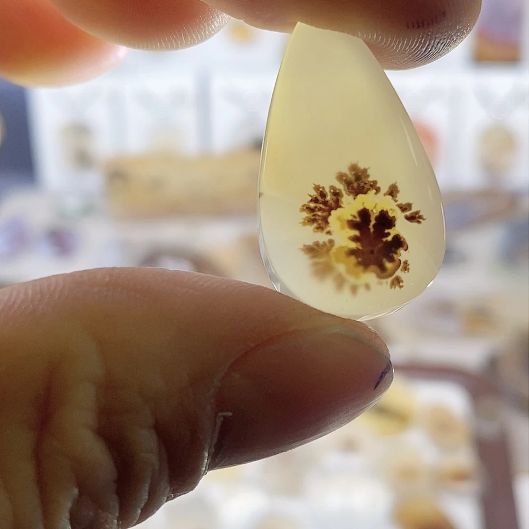 未镶嵌玛瑙/玉髓珠宝奇石