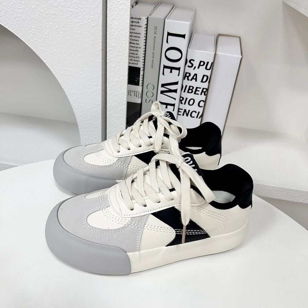 TP396米黑德训厚底板鞋女圆头2024新款潮流百搭休闲运动小白鞋