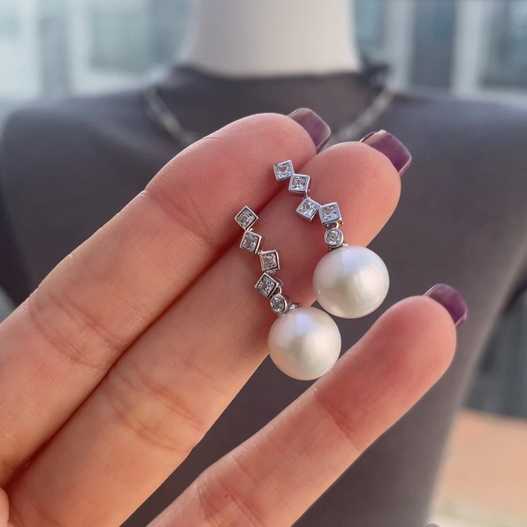 淡水珍珠银S925镶嵌耳饰