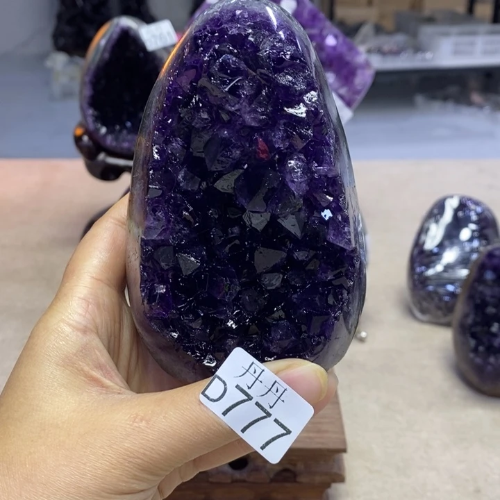 紫晶大型摆件（非配饰）未镶嵌