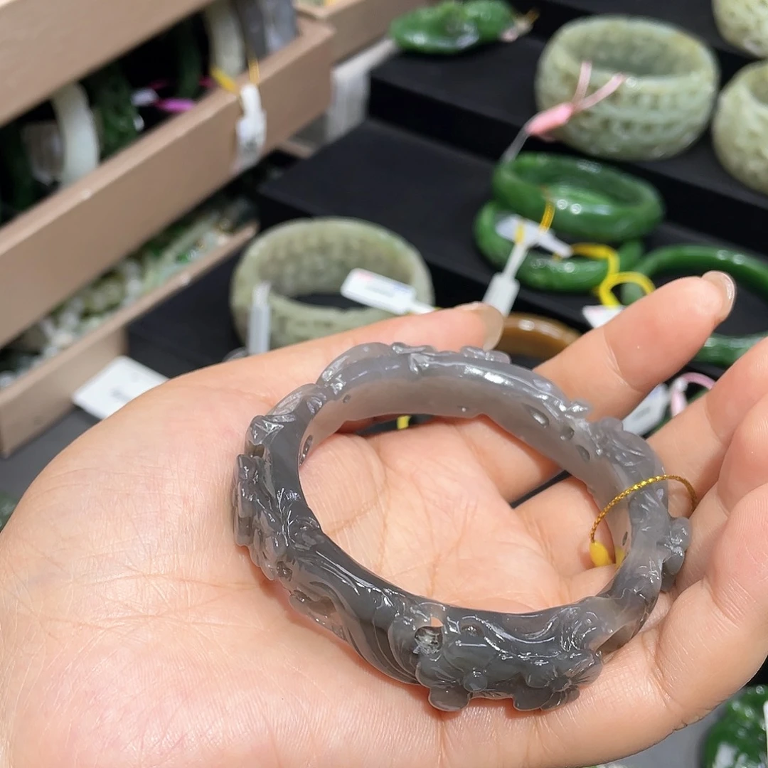 和田玉手镯58圈口24未镶嵌