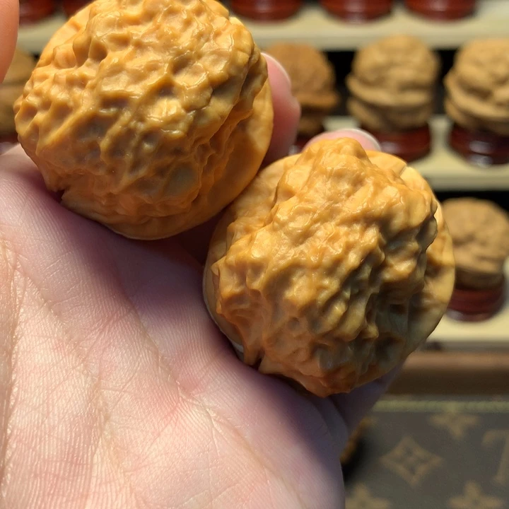 文玩核桃把件41至尊蟾王