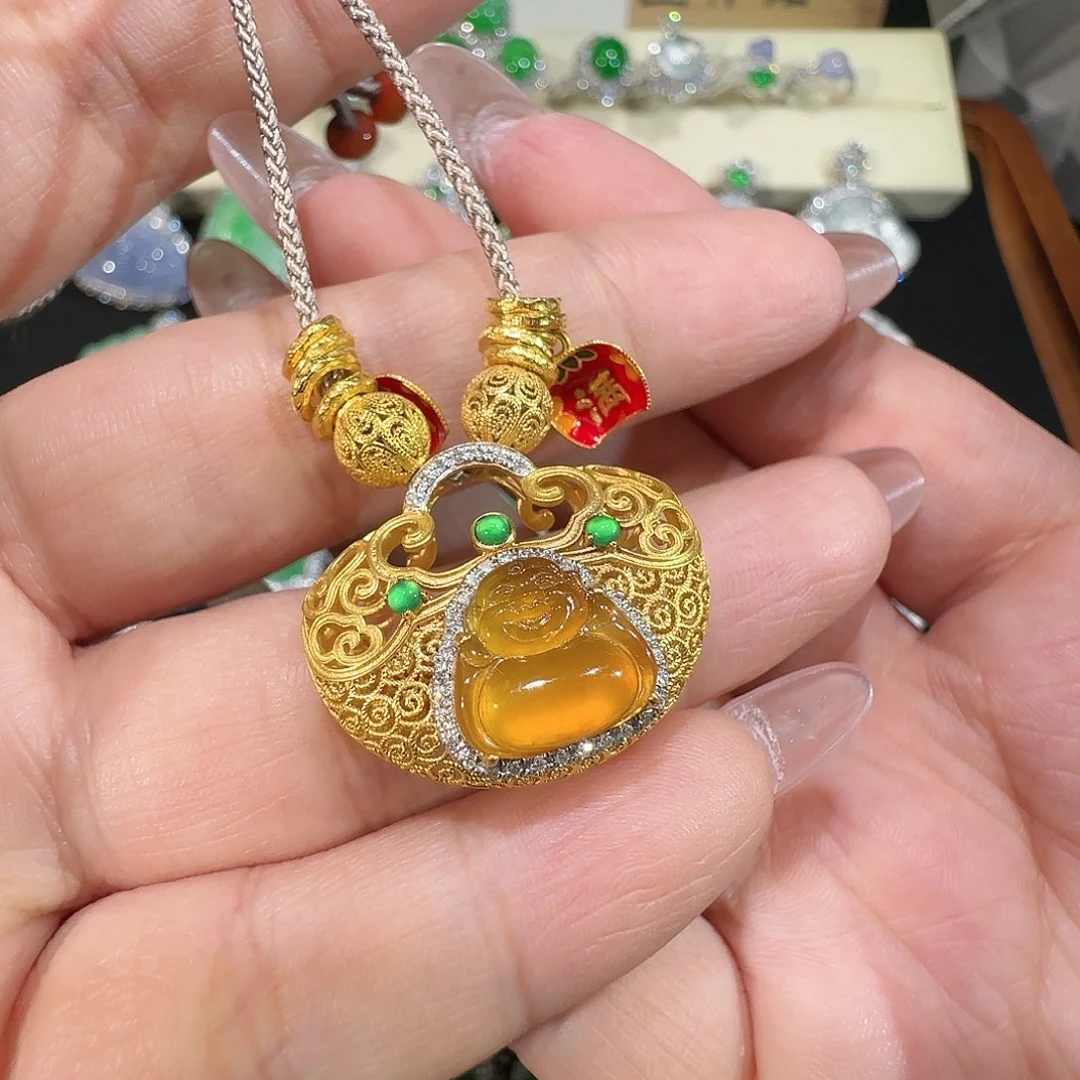 【闪购商品】颈饰18K金镶嵌翡翠