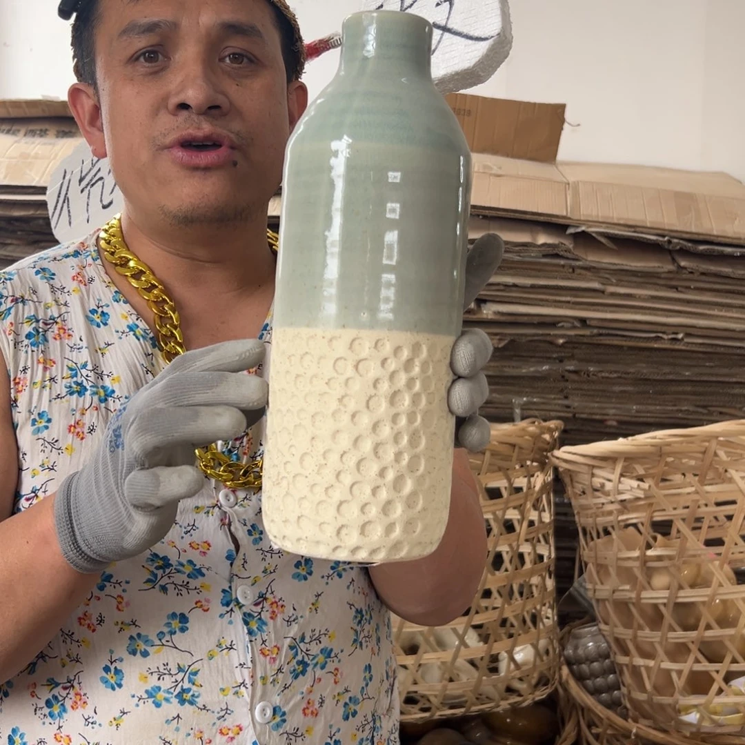 摆件82 号高中低温陶瓷工艺瓶（部分微瑕）