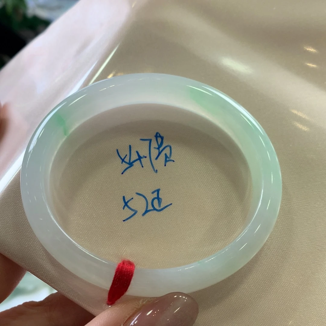 翡翠手镯未镶嵌54.7贵妃