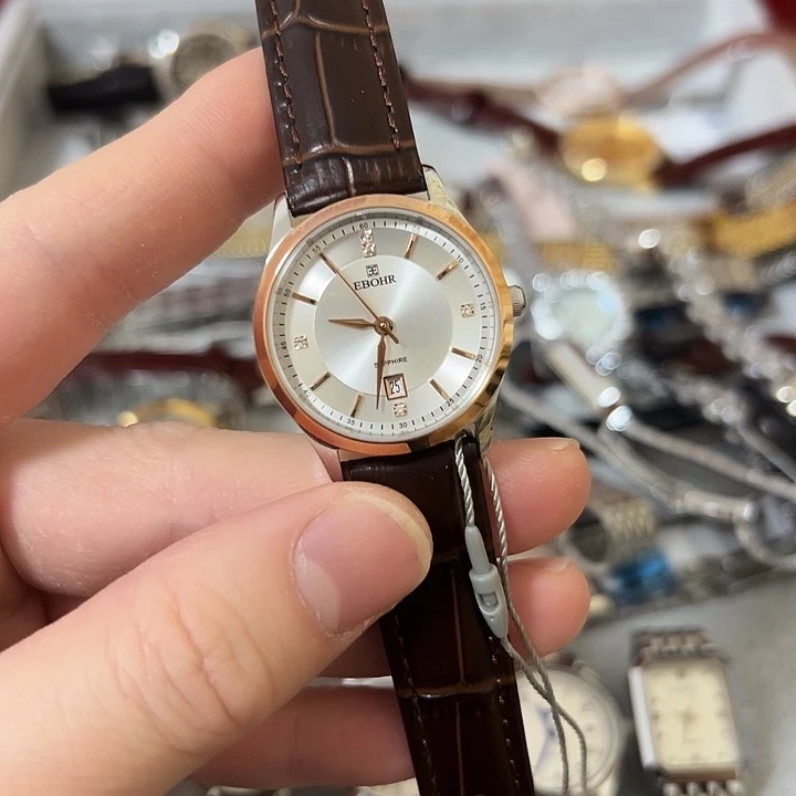 时***光钢牛皮（革）钢石英机芯